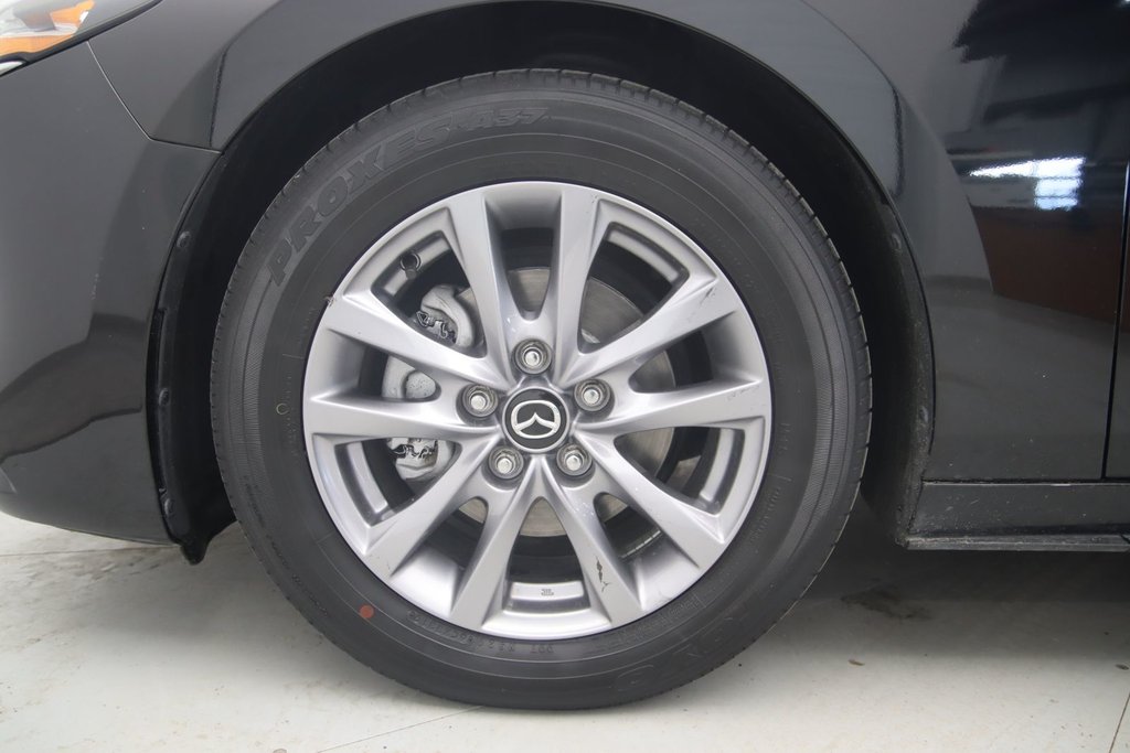 2021 Mazda 3 GX in Chicoutimi, Quebec - 18 - w1024h768px