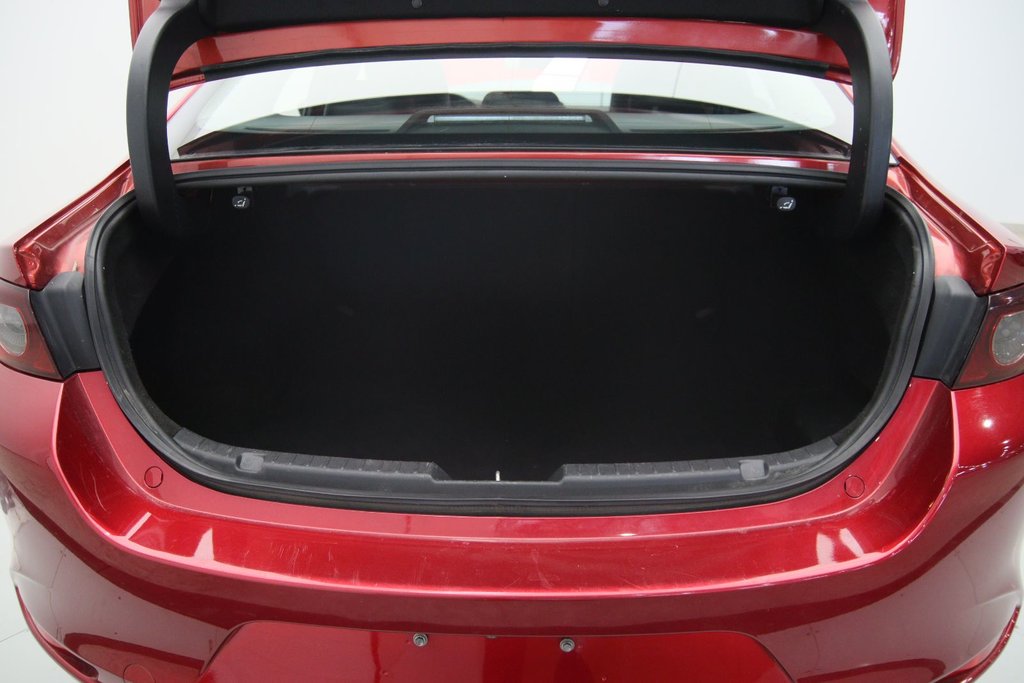 2021 Mazda 3 GS LUXE in Chicoutimi, Quebec - 15 - w1024h768px