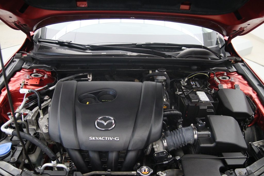 2021 Mazda 3 GS LUXE in Chicoutimi, Quebec - 14 - w1024h768px