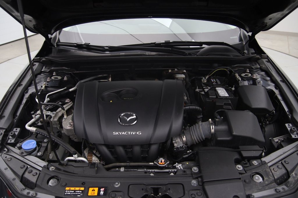 Mazda 3  2022 à Jonquière, Québec - 16 - w1024h768px