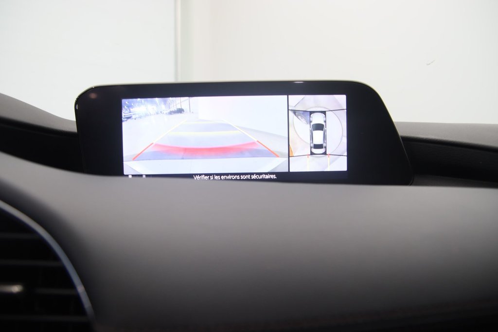2022 Mazda 3 in Baie-Comeau, Quebec - 15 - w1024h768px