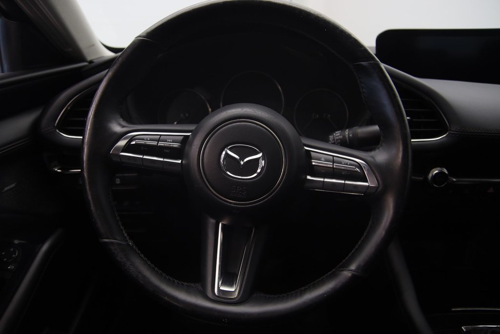 2022 Mazda 3 in Baie-Comeau, Quebec - 12 - w1024h768px