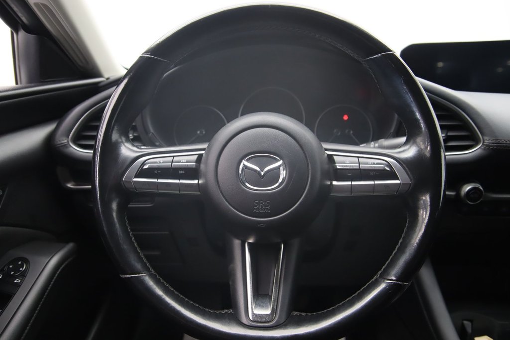Mazda 3  2022 à Jonquière, Québec - 11 - w1024h768px