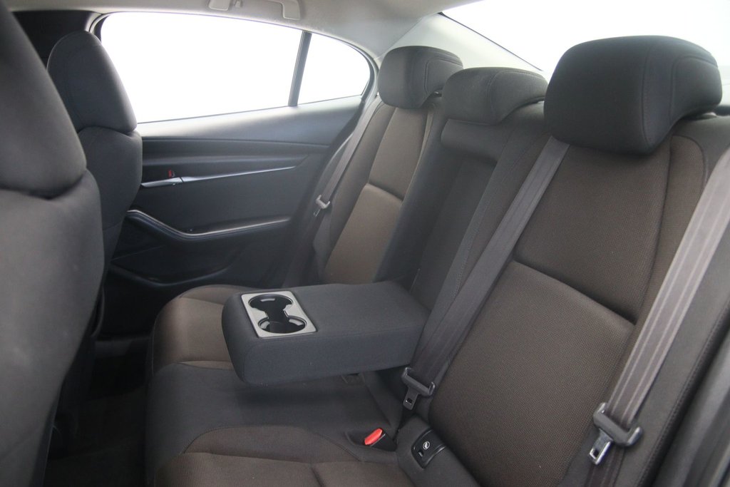 Mazda 3 GS 2022 à Jonquière, Québec - 8 - w1024h768px