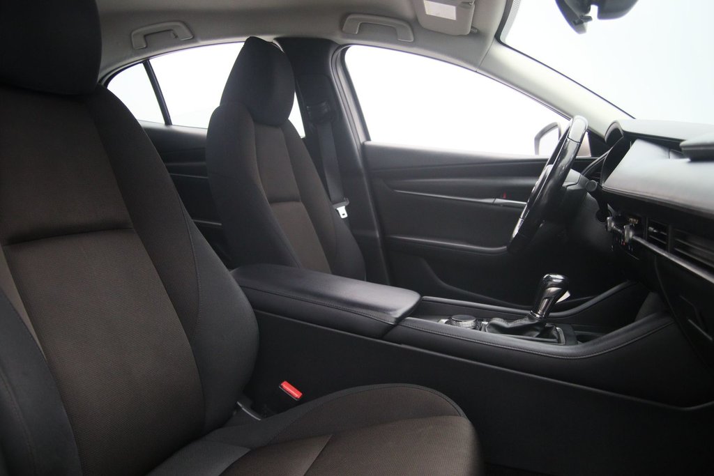 Mazda 3 GS 2022 à Jonquière, Québec - 16 - w1024h768px