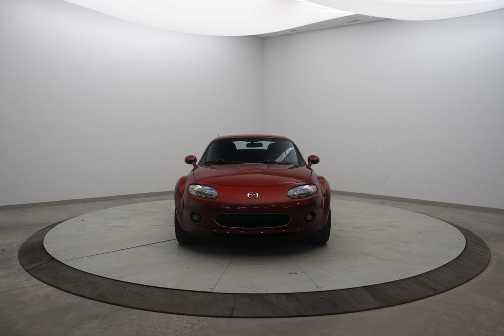 2008 Mazda MX-5 GX in Chicoutimi, Quebec - 2 - w1024h768px