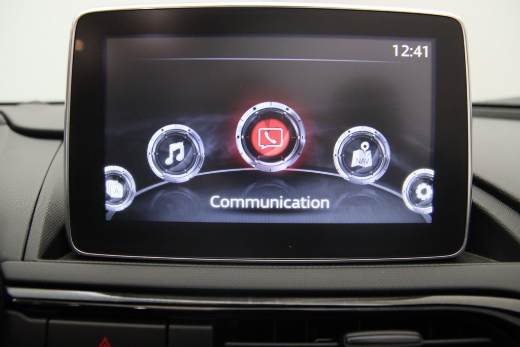 2017 Mazda MX-5 in Jonquière, Quebec - 11 - w1024h768px