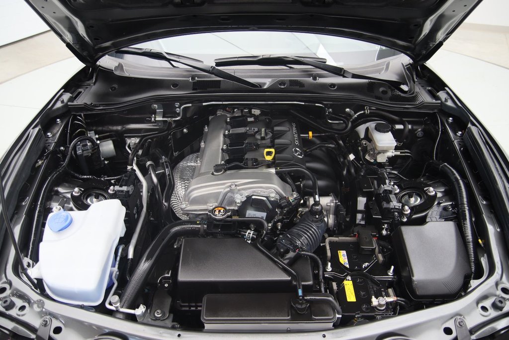 2020 Mazda MX-5 GS in Chicoutimi, Quebec - 15 - w1024h768px