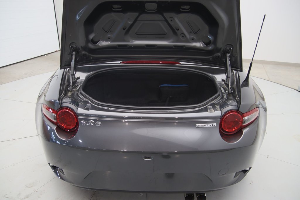 2020 Mazda MX-5 GS in Chicoutimi, Quebec - 16 - w1024h768px