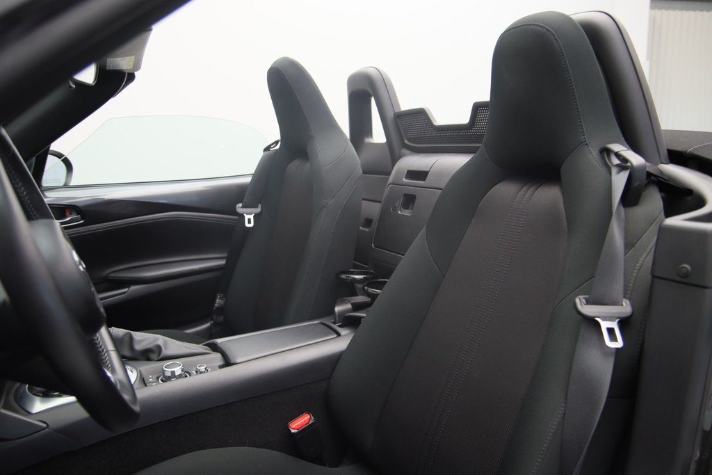 2020 Mazda MX-5 GS in Chicoutimi, Quebec - 7 - w1024h768px