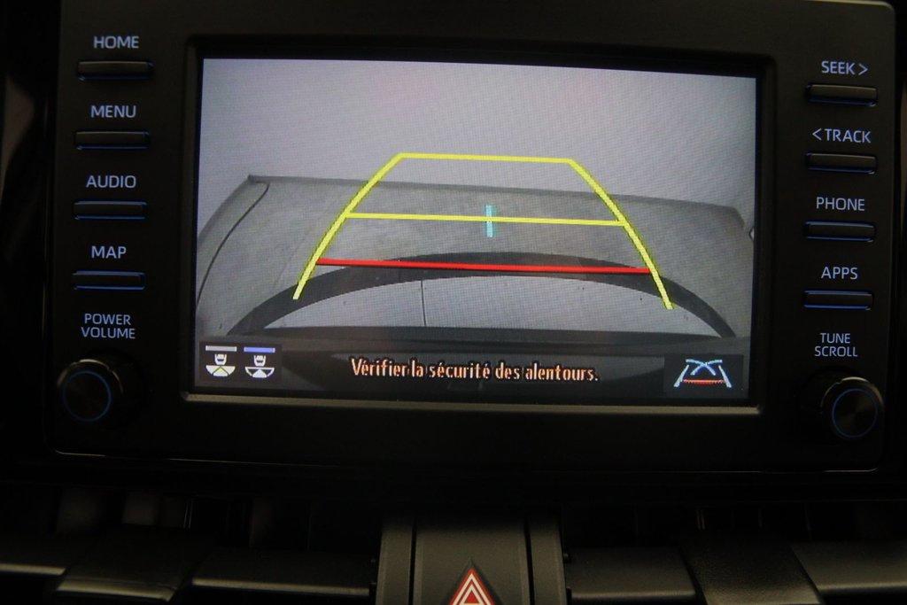 2021 Toyota RAV4 LE in Chicoutimi, Quebec - 14 - w1024h768px