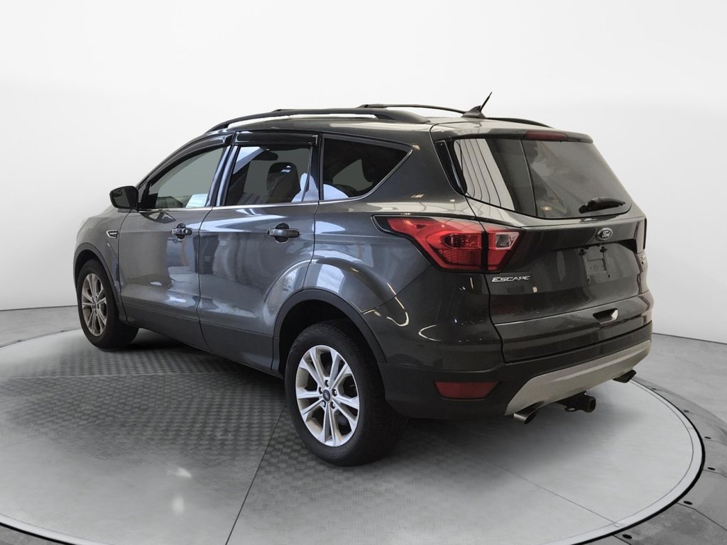 2019 Ford Escape in Sept-Îles, Quebec - 4 - w1024h768px