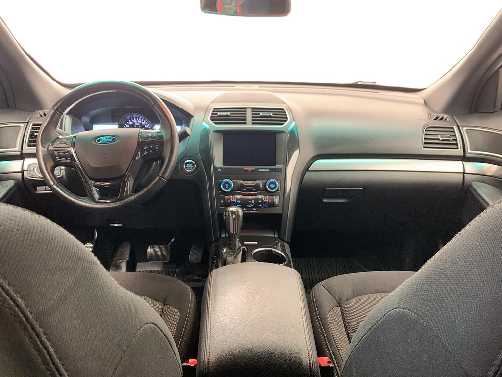 2019 Ford Explorer in Sept-Îles, Quebec - 9 - w1024h768px