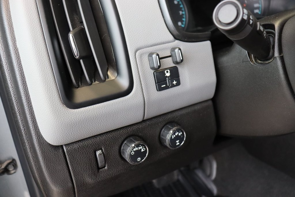 2021 Chevrolet Colorado in Jonquière, Quebec - 13 - w1024h768px