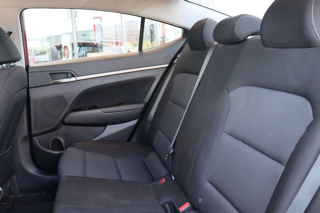 2018 Hyundai Elantra GL in Chicoutimi, Quebec - 8 - w1024h768px