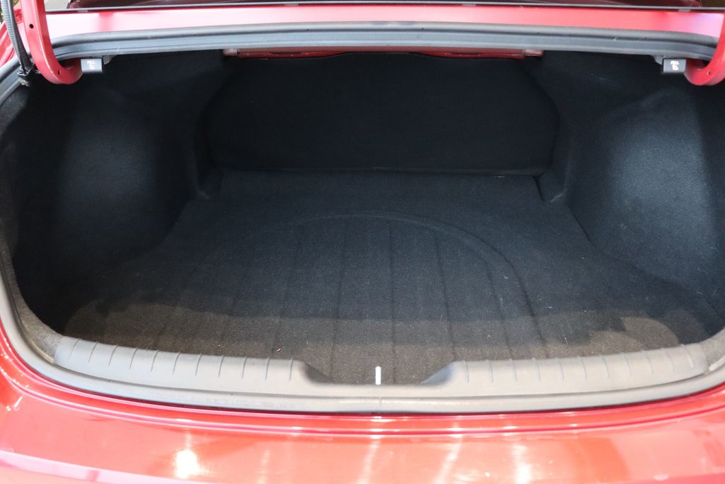 Hyundai Elantra  2021 à Baie-Comeau, Québec - 8 - w1024h768px