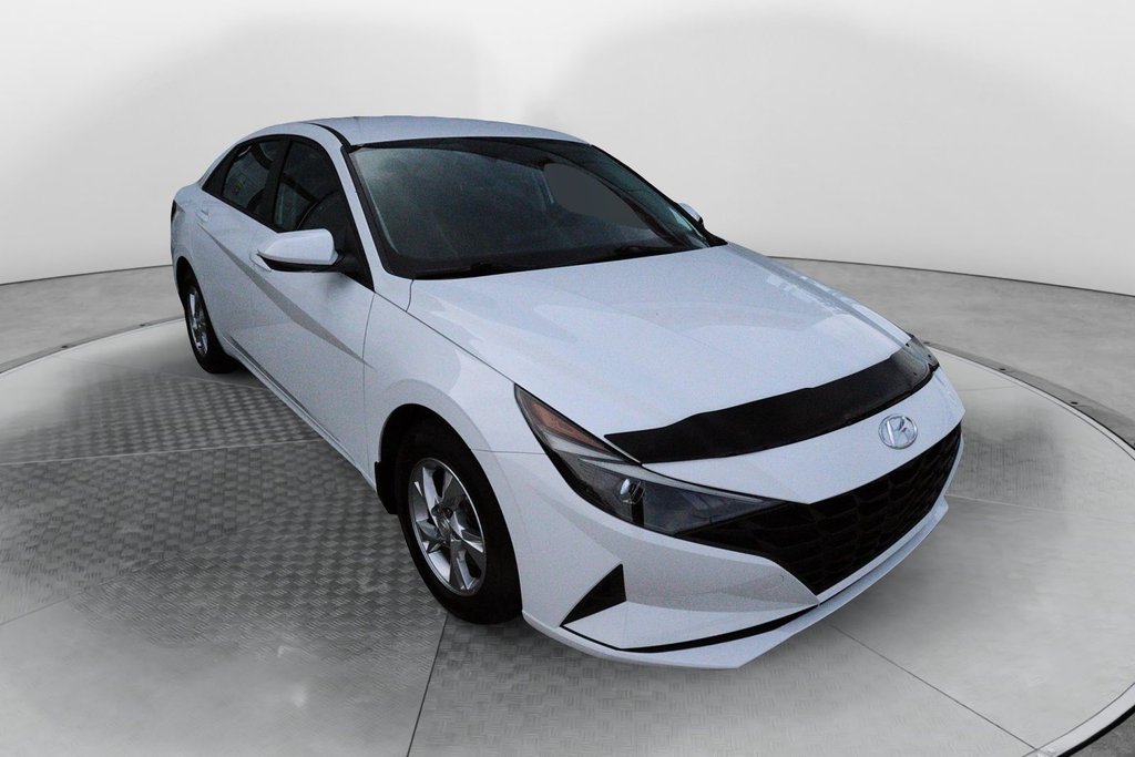 2022 Hyundai Elantra Essential in Jonquière, Quebec - 2 - w1024h768px