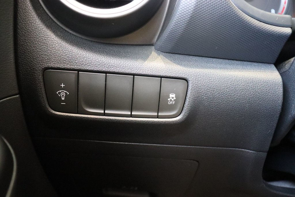 2020 Hyundai Kona in Baie-Comeau, Quebec - 12 - w1024h768px