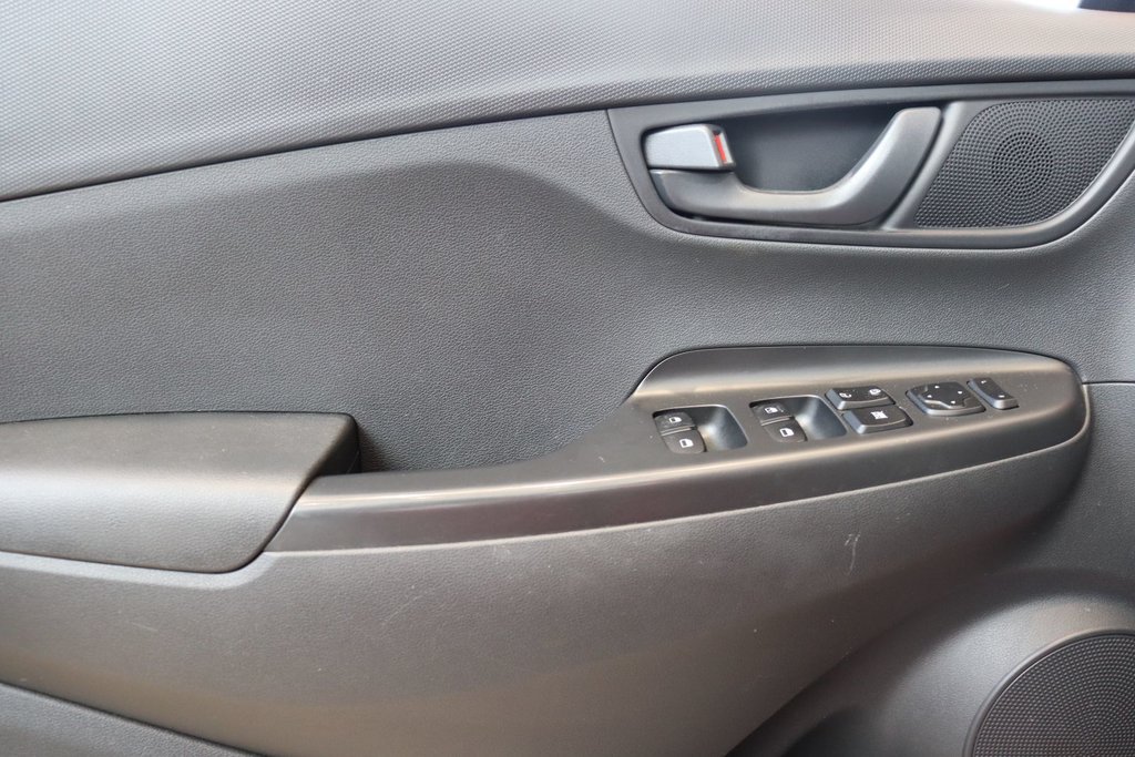 2020 Hyundai Kona in Baie-Comeau, Quebec - 18 - w1024h768px