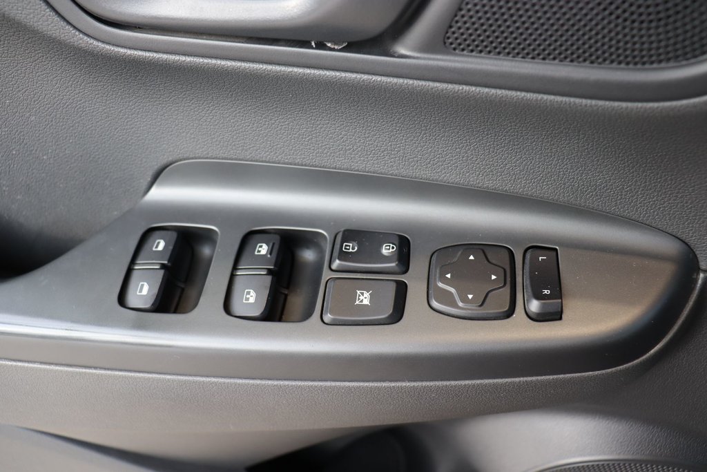 2022 Hyundai Kona in Jonquière, Quebec - 17 - w1024h768px