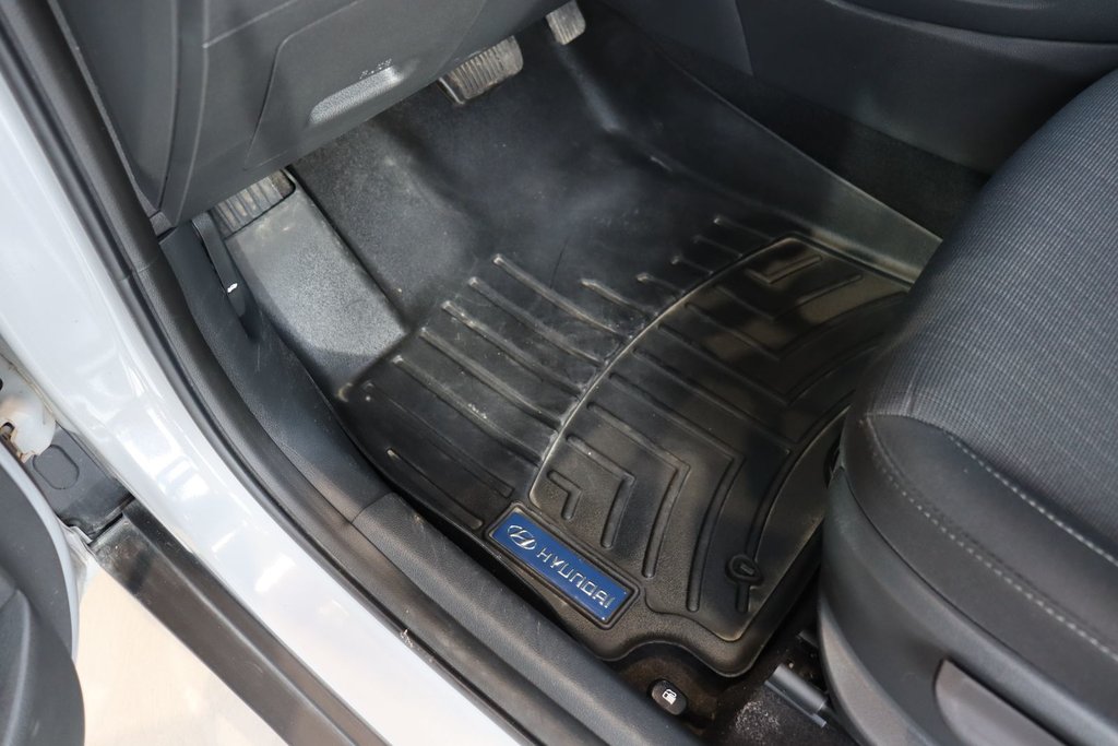 2022 Hyundai Kona in Jonquière, Quebec - 23 - w1024h768px