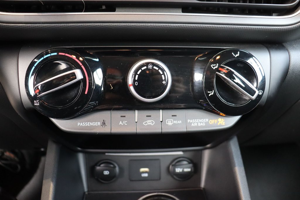 2022 Hyundai Kona in Jonquière, Quebec - 14 - w1024h768px