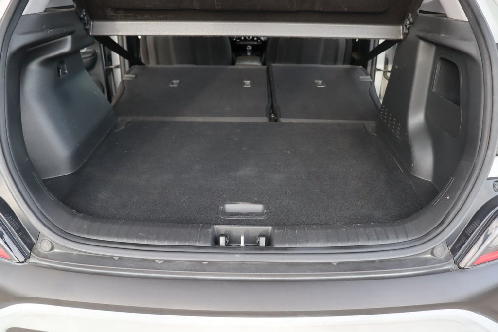 2022 Hyundai Kona in Jonquière, Quebec - 28 - w1024h768px