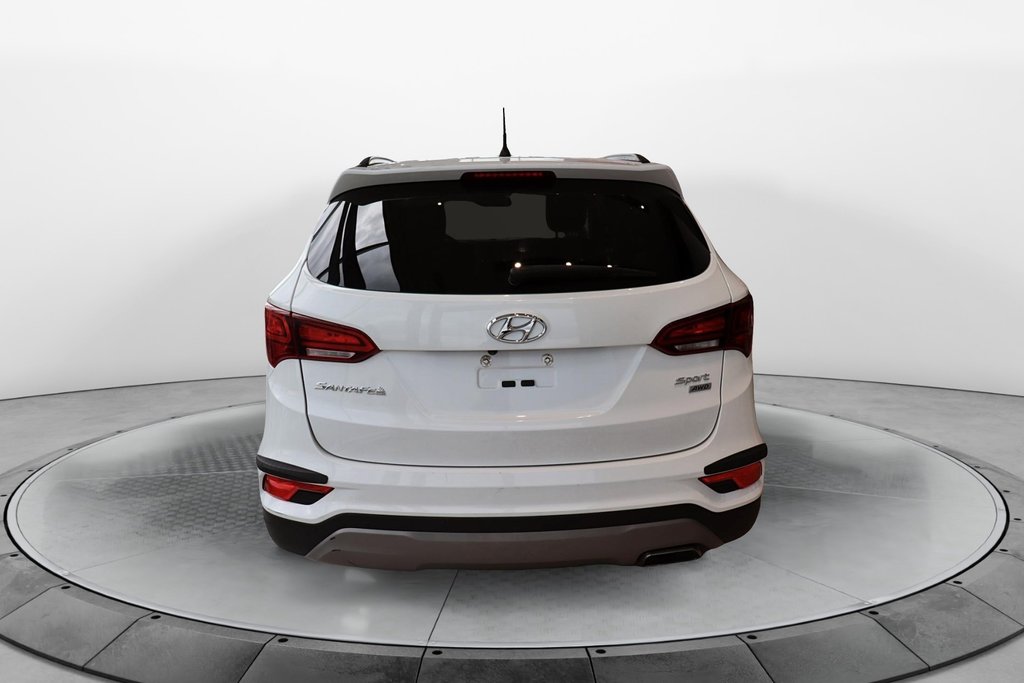 Hyundai Santa Fe Sport  2018 à Baie-Comeau, Québec - 6 - w1024h768px