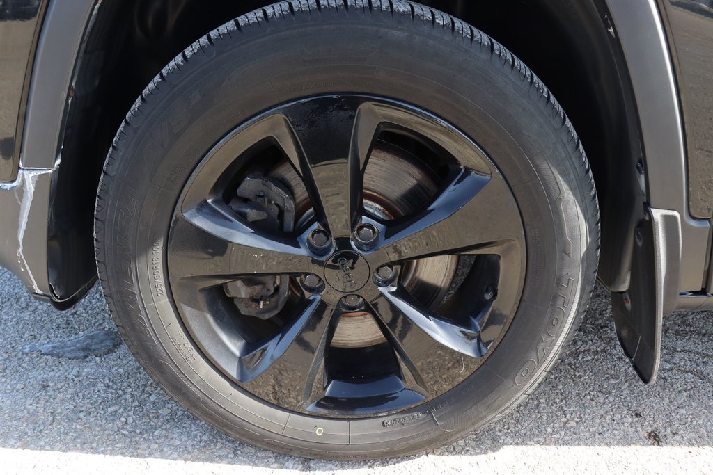 2016 Jeep Cherokee in Jonquière, Quebec - 18 - w1024h768px