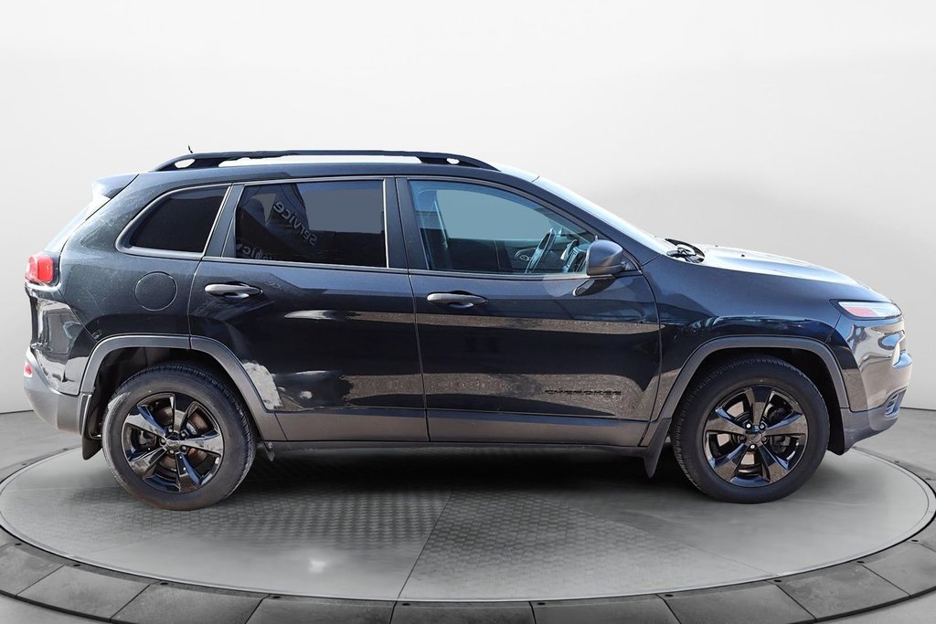 2016 Jeep Cherokee in Jonquière, Quebec - 7 - w1024h768px