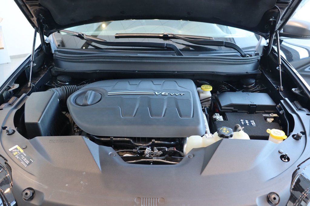 2021 Jeep Cherokee Trailhawk in Chicoutimi, Quebec - 25 - w1024h768px