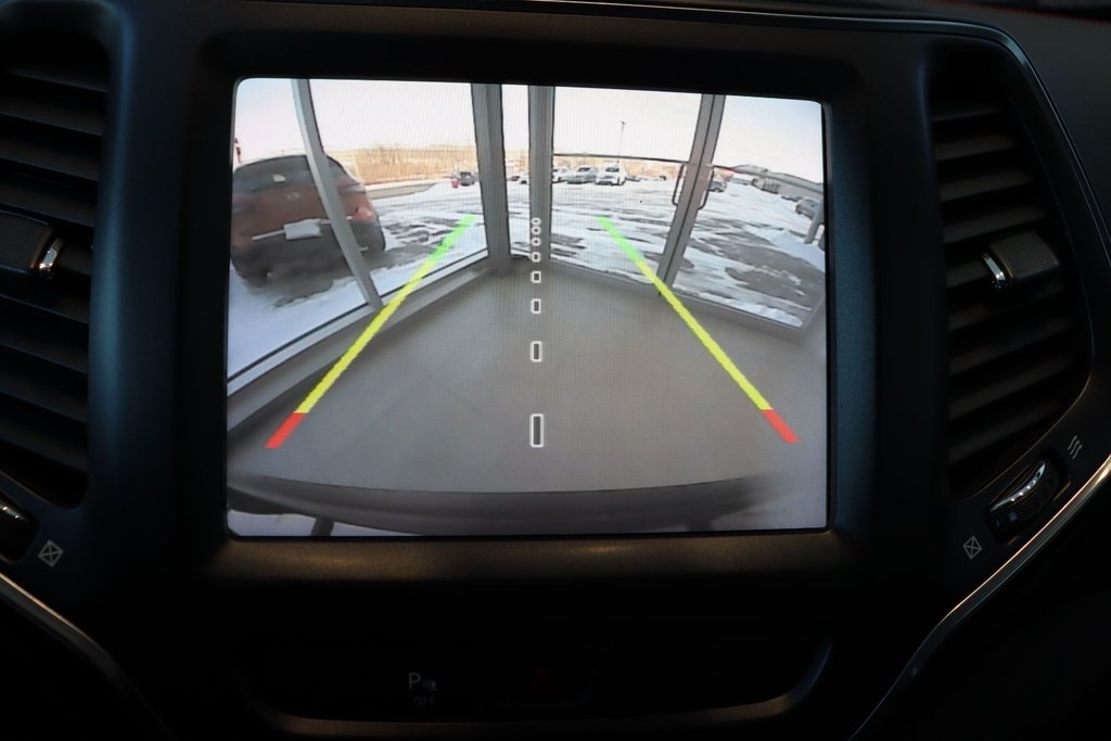 2021 Jeep Cherokee Trailhawk in Chicoutimi, Quebec - 15 - w1024h768px