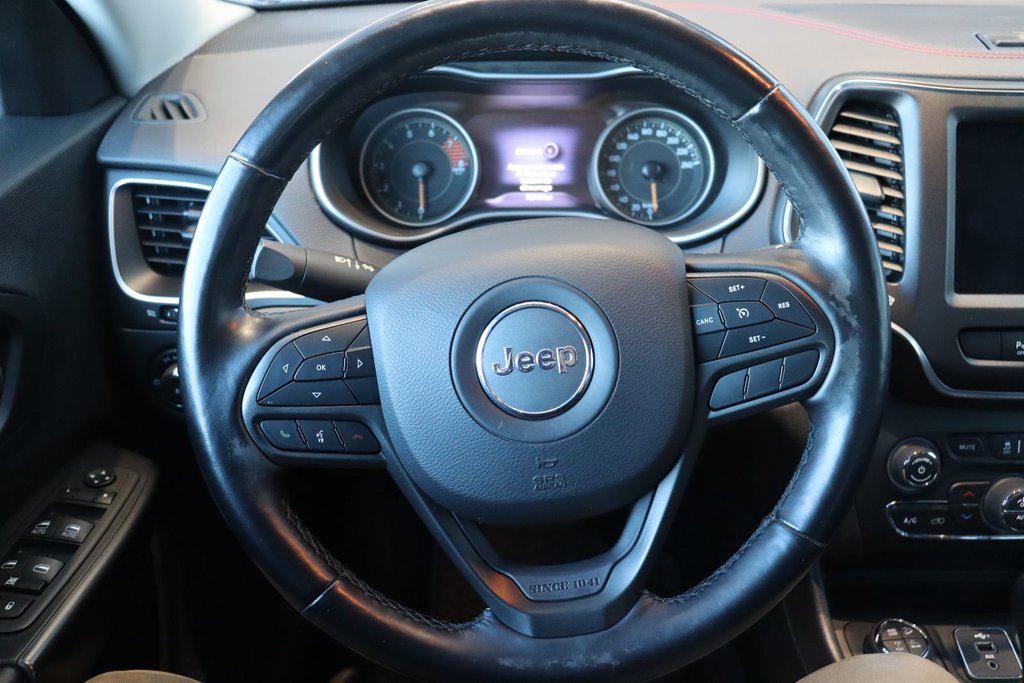 2021 Jeep Cherokee Trailhawk in Chicoutimi, Quebec - 11 - w1024h768px