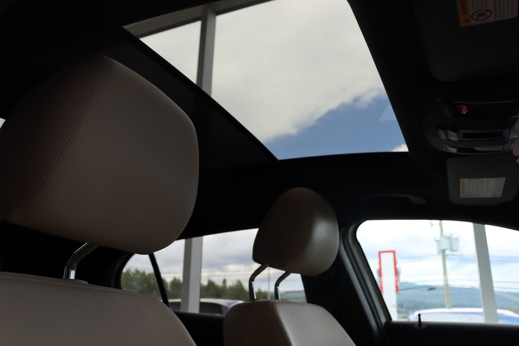 2016 Mercedes-Benz GLA in Jonquière, Quebec - 27 - w1024h768px
