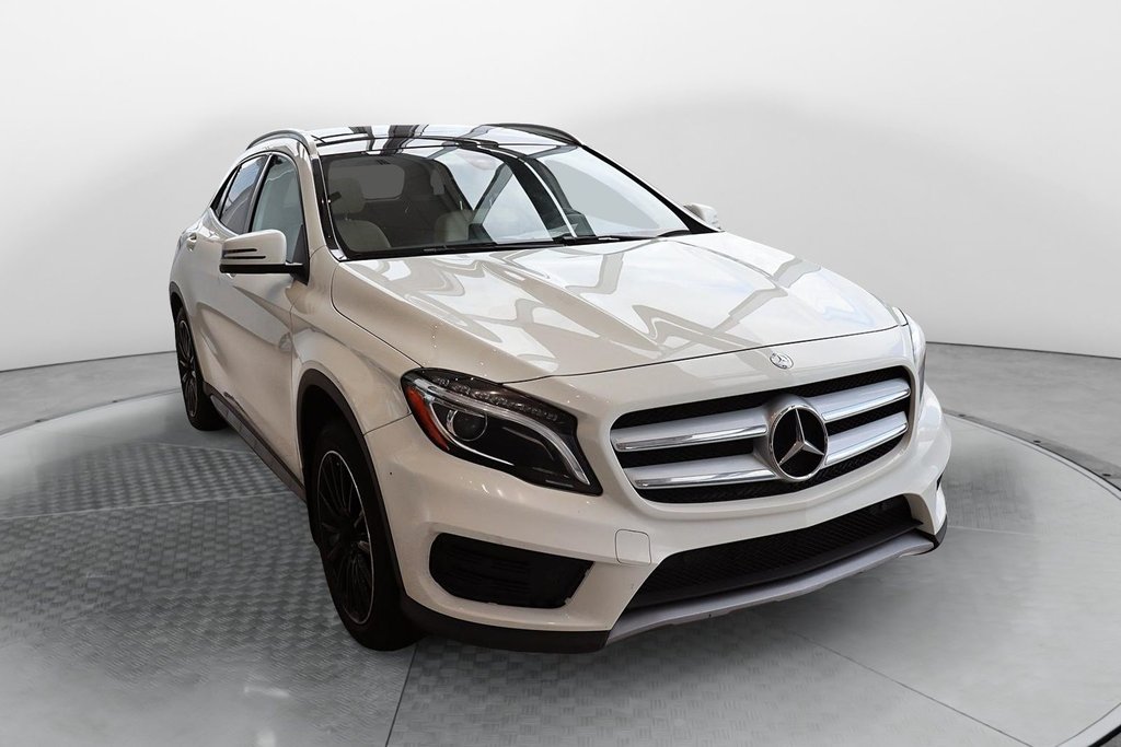 2016 Mercedes-Benz GLA in Jonquière, Quebec - 2 - w1024h768px
