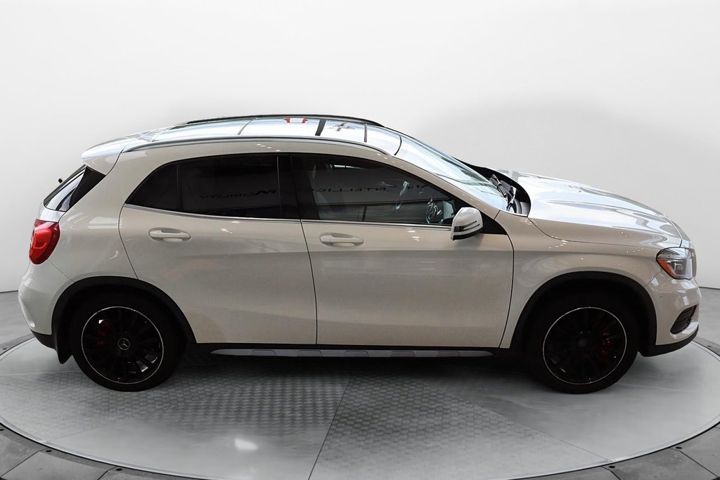 2016 Mercedes-Benz GLA in Jonquière, Quebec - 7 - w1024h768px