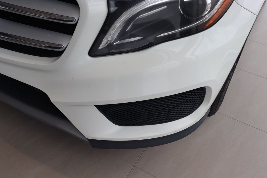 2016 Mercedes-Benz GLA in Jonquière, Quebec - 31 - w1024h768px