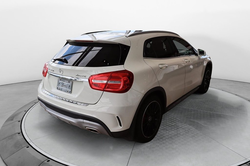 2016 Mercedes-Benz GLA in Jonquière, Quebec - 6 - w1024h768px