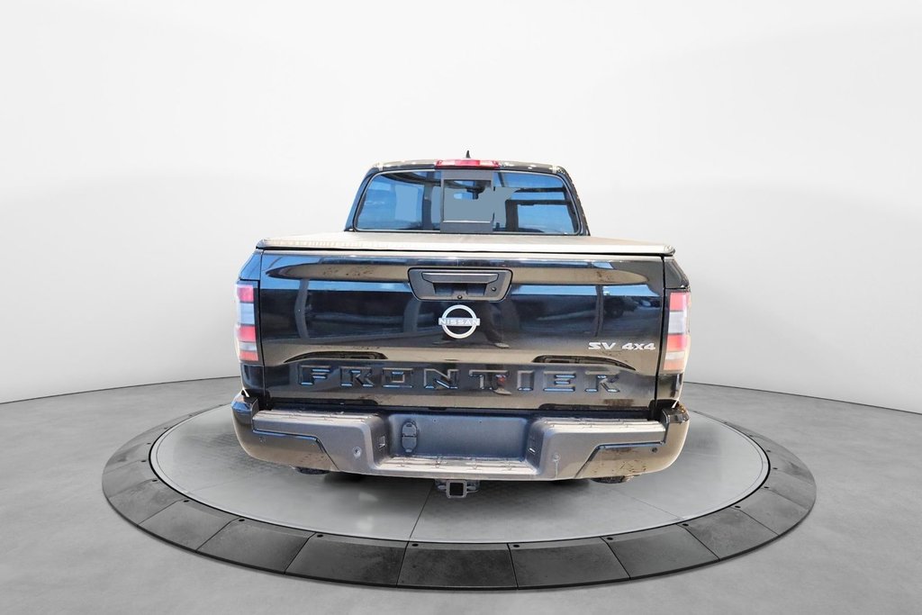 2022 Nissan Frontier SV in Jonquière, Quebec - 3 - w1024h768px