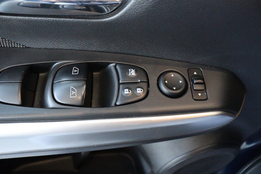 2018 Nissan Kicks in Sept-Îles, Quebec - 17 - w1024h768px