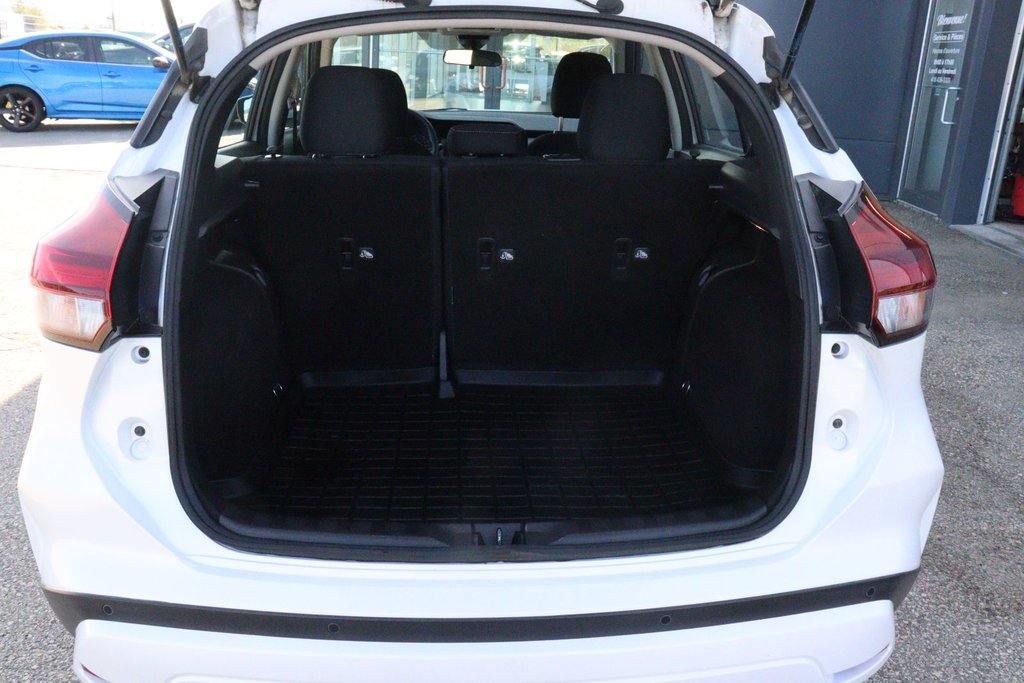 2021 Nissan Kicks in Baie-Comeau, Quebec - 16 - w1024h768px