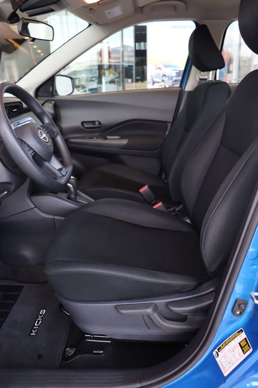 Nissan Kicks S 2023 à Chicoutimi, Québec - 13 - w1024h768px