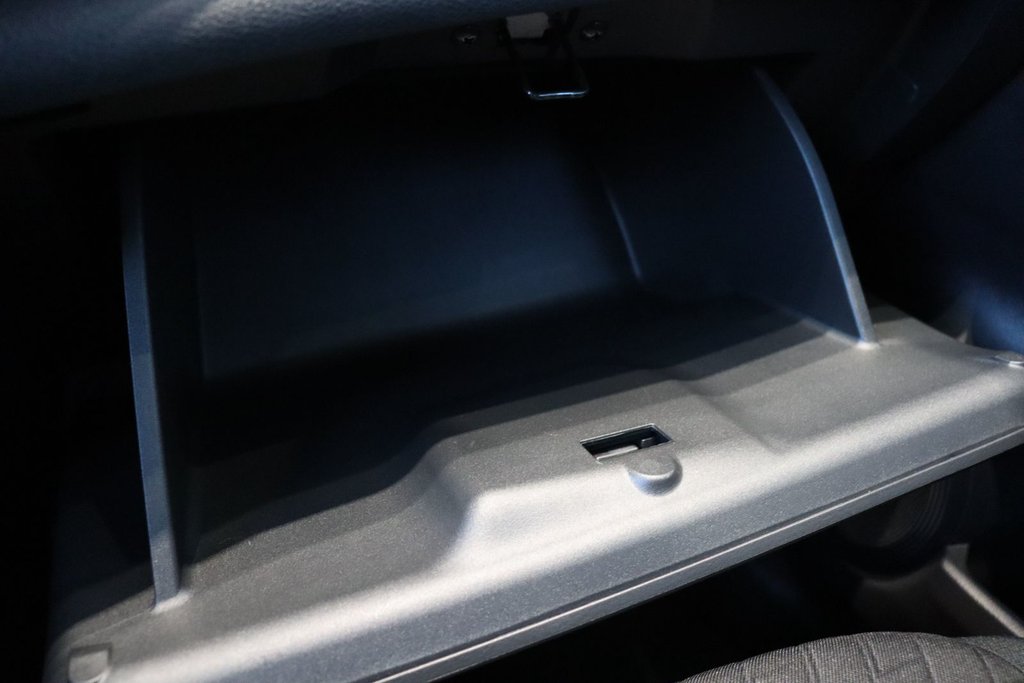 2024 Nissan Kicks in Baie-Comeau, Quebec - 15 - w1024h768px