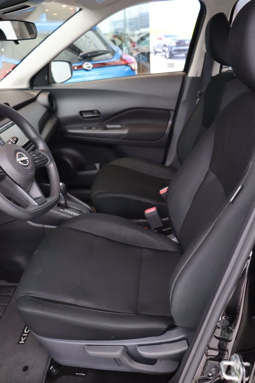 Nissan Kicks  2024 à Jonquière, Québec - 10 - w1024h768px