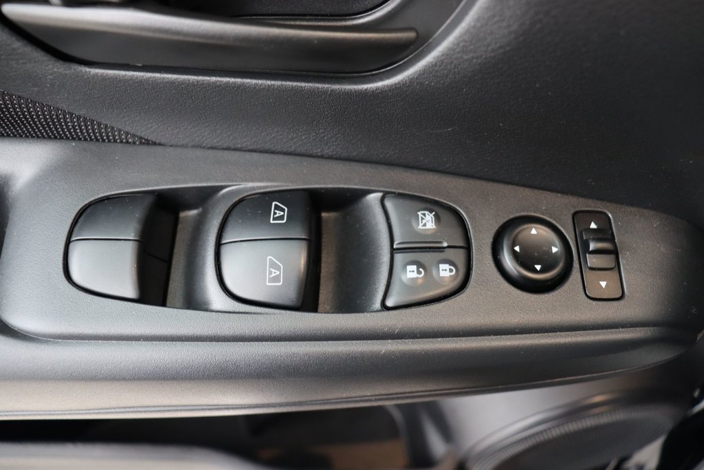 Nissan Kicks  2024 à Jonquière, Québec - 21 - w1024h768px