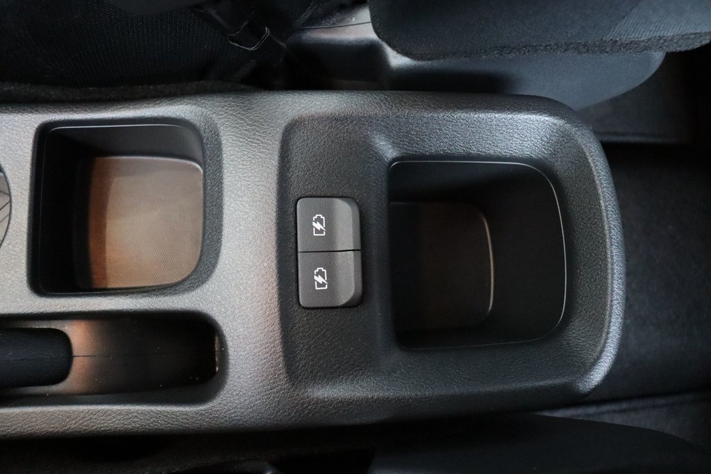 Nissan Kicks  2024 à Jonquière, Québec - 19 - w1024h768px