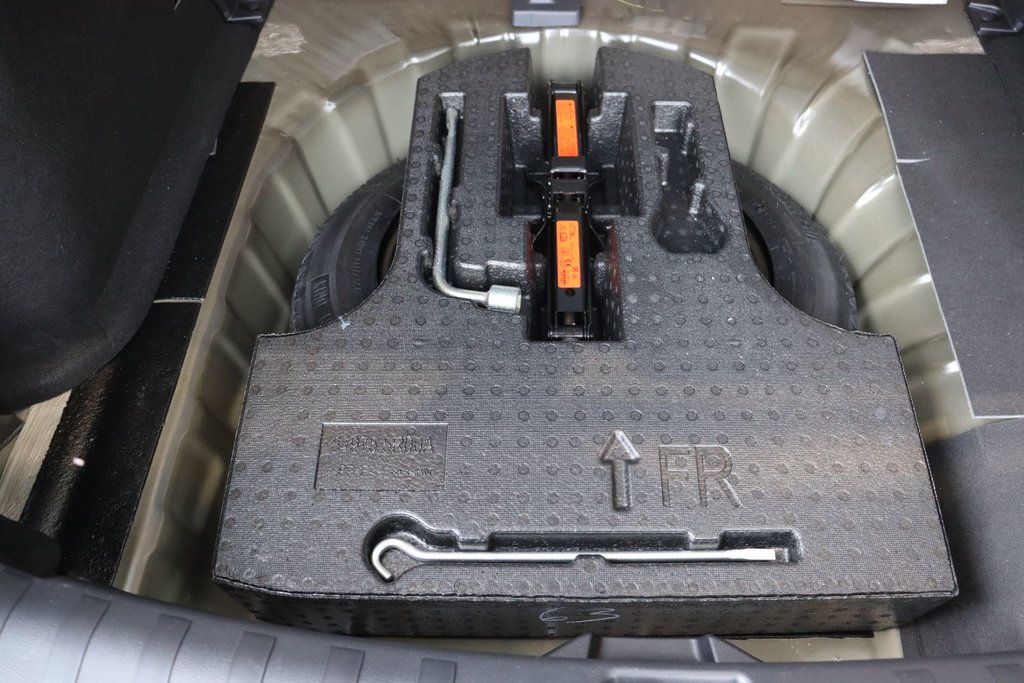 Nissan Kicks  2024 à Jonquière, Québec - 9 - w1024h768px