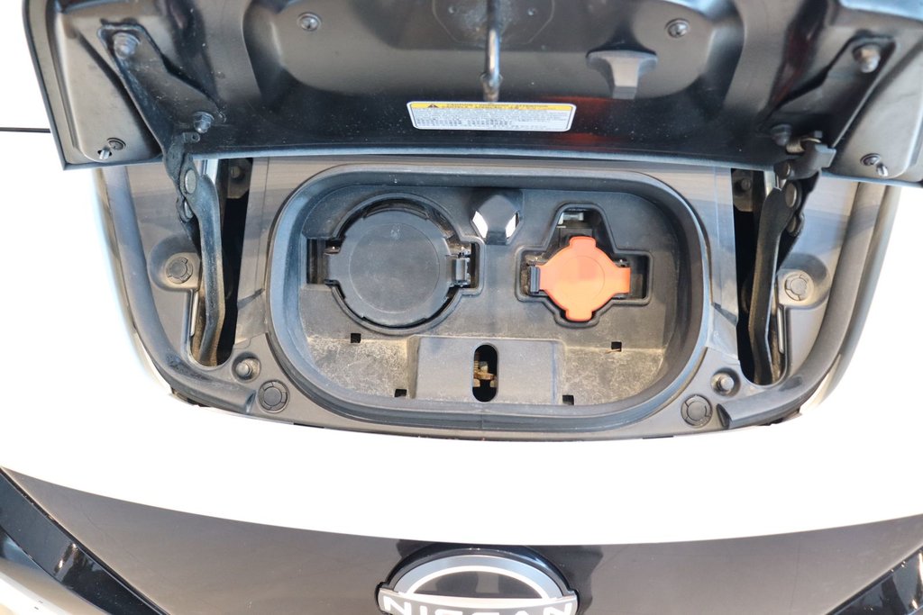 Nissan LEAF SL PLUS 2023 à Jonquière, Québec - 27 - w1024h768px