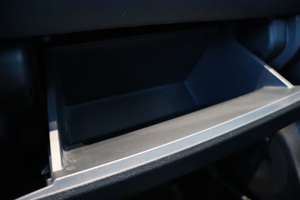 Nissan LEAF SL PLUS 2023 à Jonquière, Québec - 21 - w1024h768px