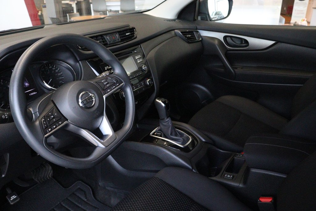 2018 Nissan Qashqai S FWD in Jonquière, Quebec - 8 - w1024h768px